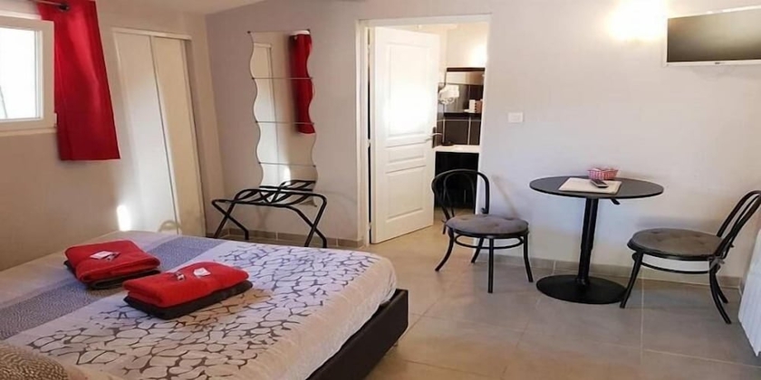 Imagen de la habitación del Le Domaine d\'Alezen. Foto 9