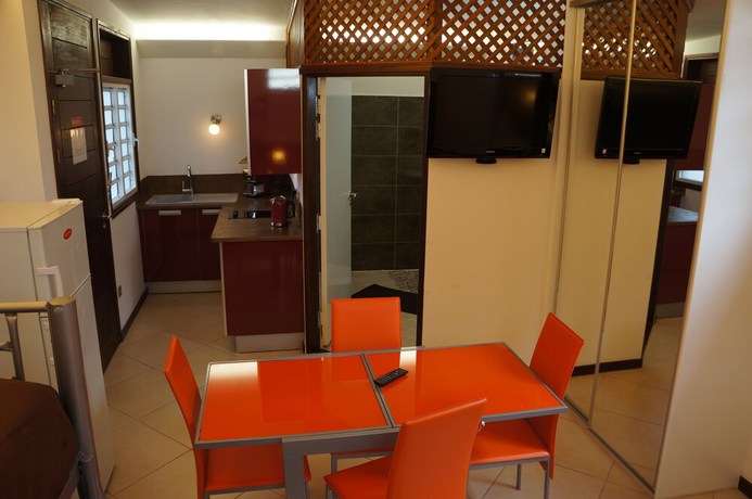 Imagen de la habitación del Le Dronmi. Foto 5