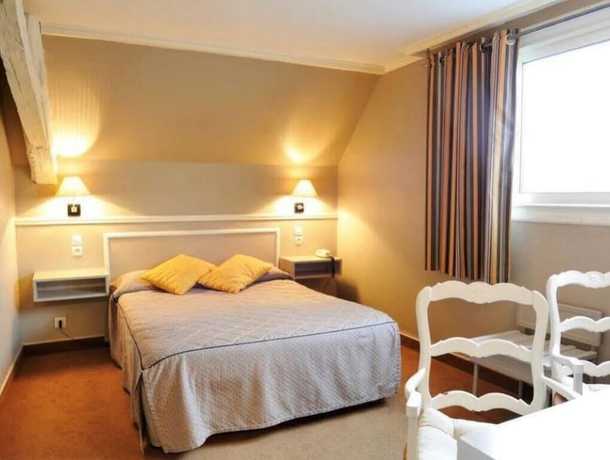Imagen de la habitación del Le Grand H&ocirc;tel, SOUILLAC. Foto 8