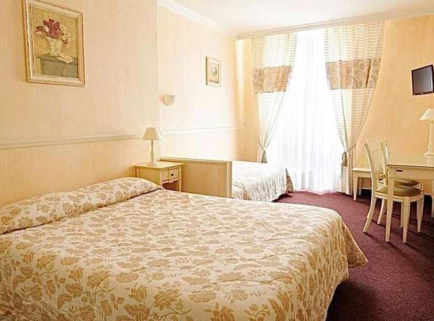 Imagen de la habitación del Le Grand H&ocirc;tel, SOUILLAC. Foto 19