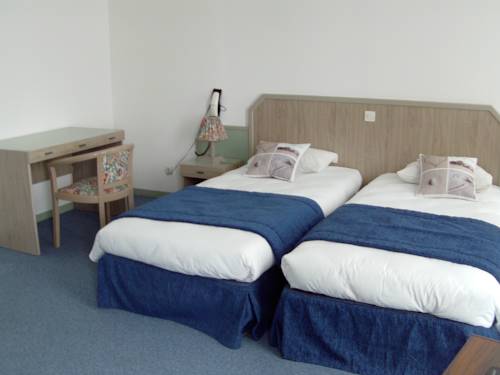 Imagen de la habitación del Le Grand Hotel, Cherbourg. Foto 15