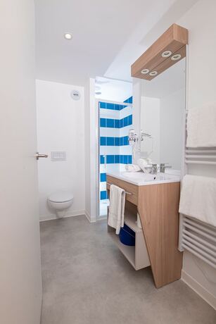 Imagen de la habitación del Le Hub Toulon. Foto 13