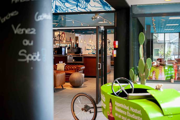 Imagen de los interiores del Le Hüb Grenoble by Privilodges. Foto 17