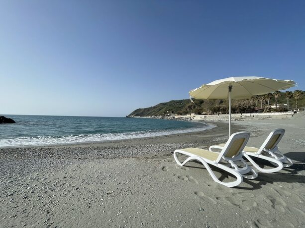 Imagen general del Le Mandrelle Beach Resort. Foto 2