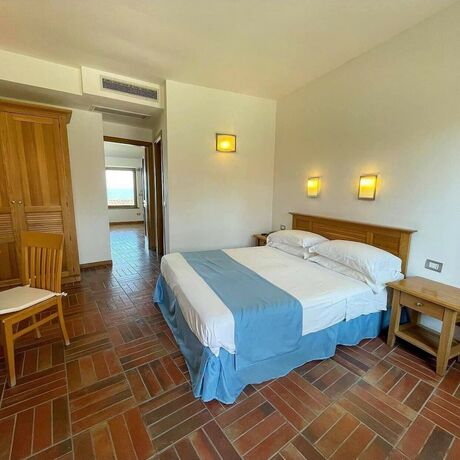 Imagen general del Le Mandrelle Beach Resort. Foto 3
