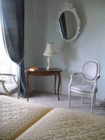 Imagen de la habitación del Le Manoir De La Foret. Foto 8