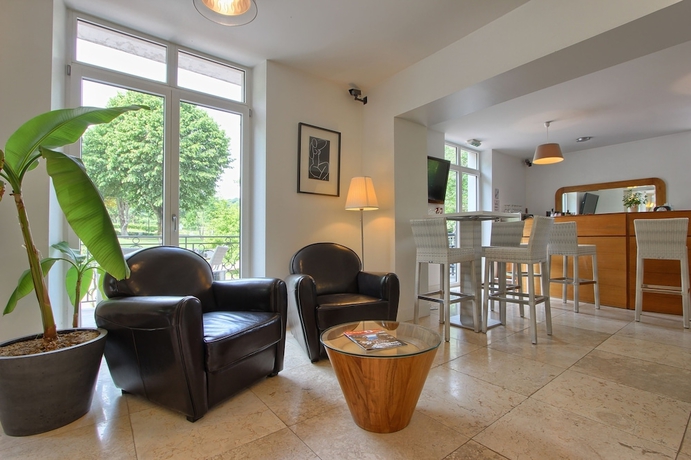 Imagen de los interiores del Le Manoir De Sauvegrain. Foto 18