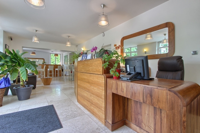 Imagen de los interiores del Le Manoir De Sauvegrain. Foto 19