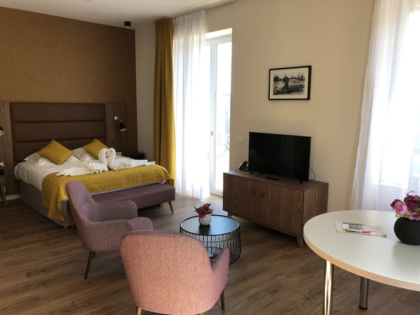 Imagen de la habitación del Le Manoir, Perignat-les-Sarlieve. Foto 12