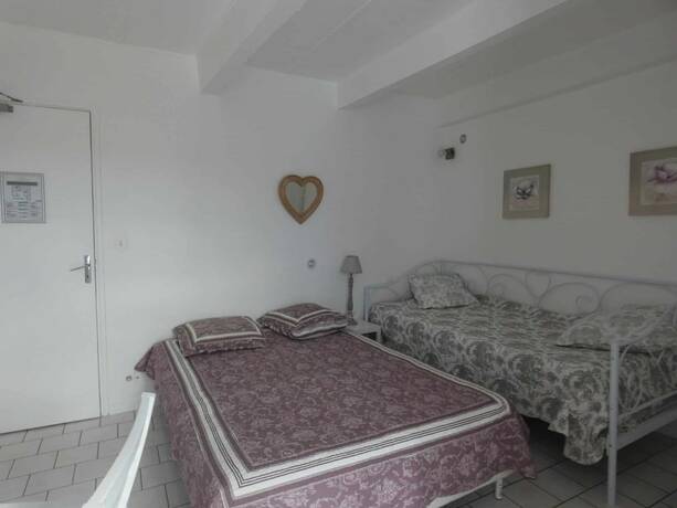Imagen de la habitación del Le Mas du Sillot. Foto 11