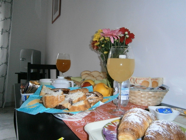 Imagen del bar/restaurante del Le Mille e Una Roma. Foto 3