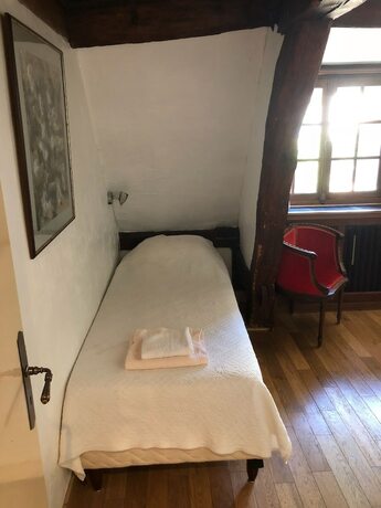 Imagen de la habitación del Le Moulin d\'Andé. Foto 17