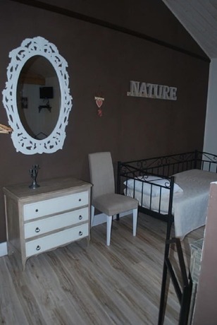 Imagen de la habitación del Le Moulin de la Fortie. Foto 17