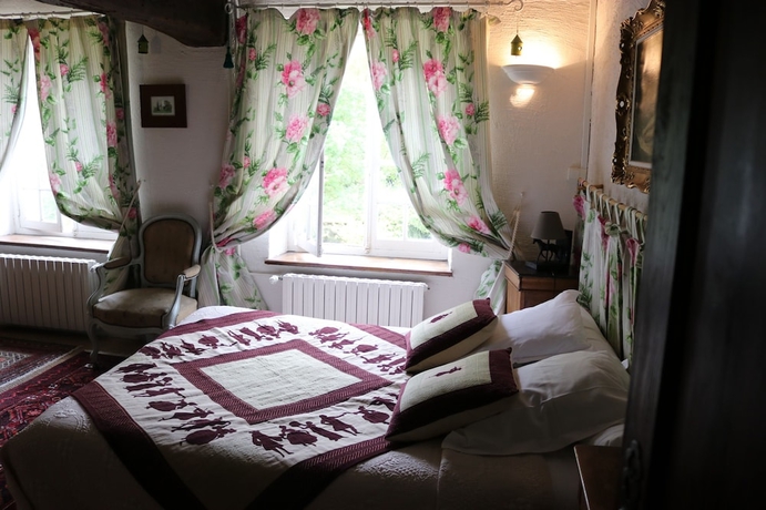 Imagen de la habitación del Le Moulin du Bas Pes&eacute;. Foto 7