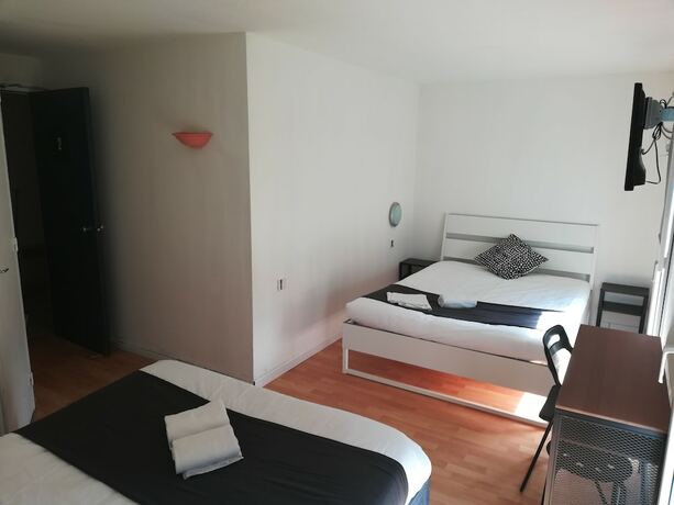 Imagen de la habitación del Le New Salin. Foto 16