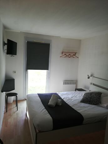 Imagen de la habitación del Le New Salin. Foto 19