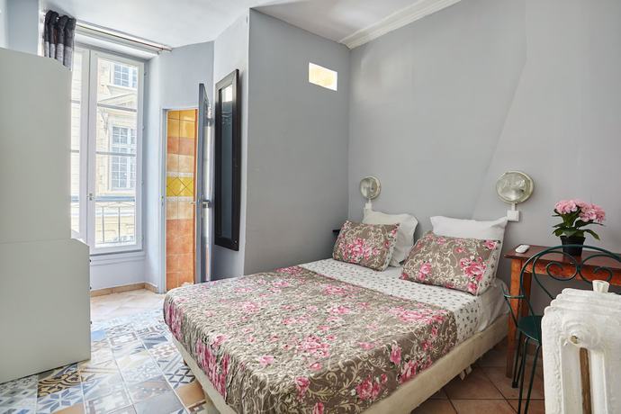 Imagen de la habitación del Le Petit Borda. Foto 7