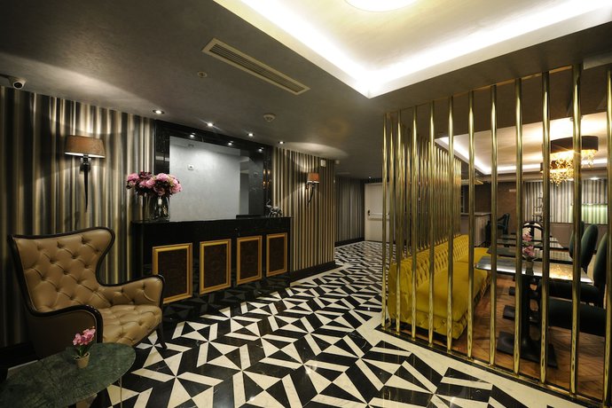 Imagen de los interiores del Le Petit Palace Hotel. Foto 18