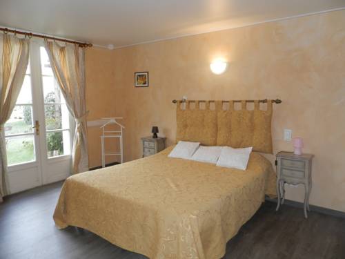 Imagen de la habitación del Le Relais Des 5 Chateaux. Foto 3