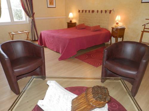 Imagen de la habitación del Le Relais Des 5 Chateaux. Foto 5