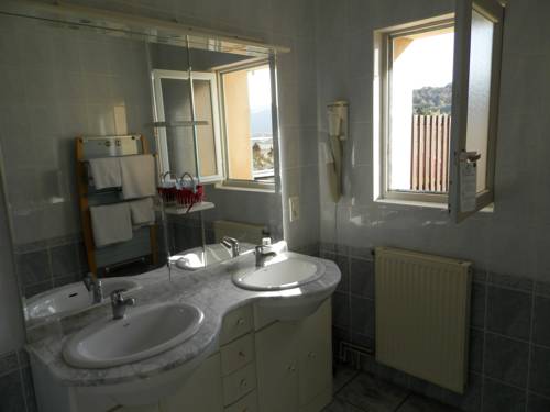 Imagen de la habitación del Le Relais Des 5 Chateaux. Foto 9