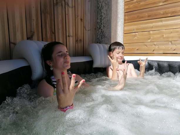 Imagen de la piscina del Le Relais Nordique. Foto 20