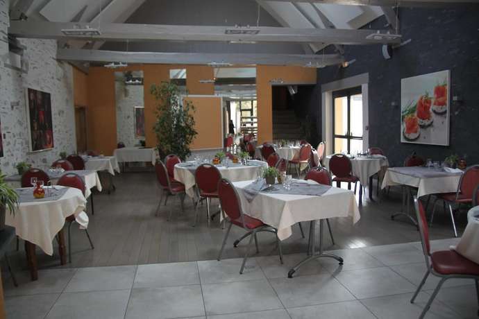 Imagen del bar/restaurante del Le Relais, Saint-Quentin-les-Anges. Foto 3