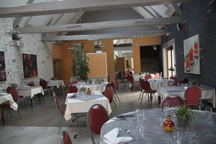 Imagen del bar/restaurante del Le Relais, Saint-Quentin-les-Anges. Foto 12