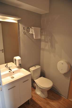 Imagen de la habitación del Le Relais de Barbezieux. Foto 16