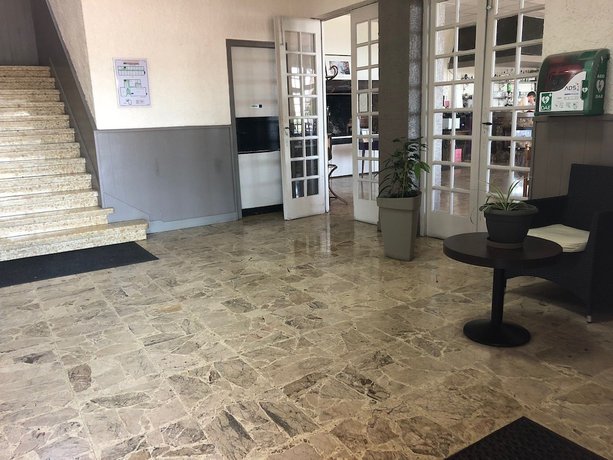 Imagen de los interiores del Le Relais des Corbi&egrave;res. Foto 20