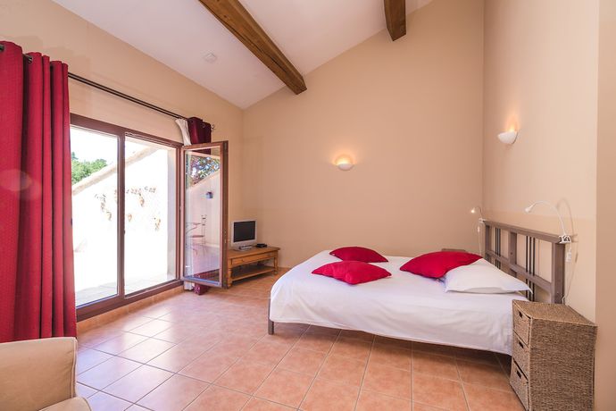 Imagen de la habitación del Le Relais du Grand Logis Cadarache ITER. Foto 9