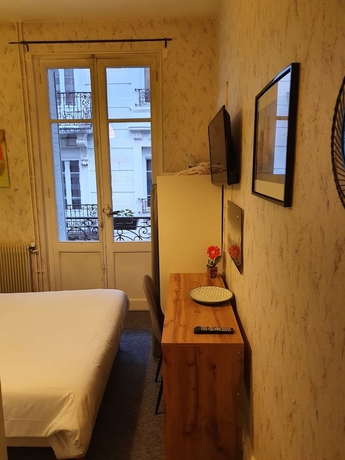 Imagen de la habitación del Le Riviera, VICHY. Foto 12
