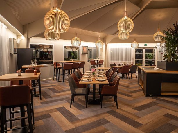 Imagen del bar/restaurante del Le Saint Pierre, Puy Jean. Foto 3