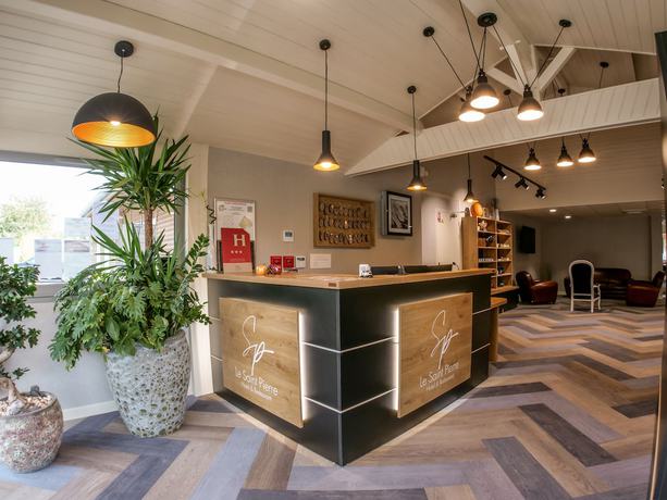 Imagen de los interiores del Le Saint Pierre, Puy Jean. Foto 20