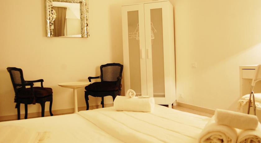 Imagen de la habitación del Le Suite. Foto 5