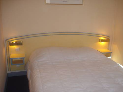 Imagen de la habitación del Le Terminus, TARASCON. Foto 9