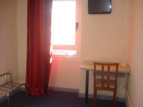 Imagen de la habitación del Le Terminus, TARASCON. Foto 14