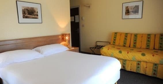 Imagen de la habitación del Le Terminus, Tournus. Foto 8