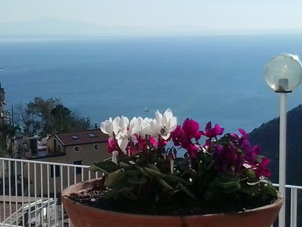 Imagen de los exteriores del Le Terrazze di Cristina. Foto 5