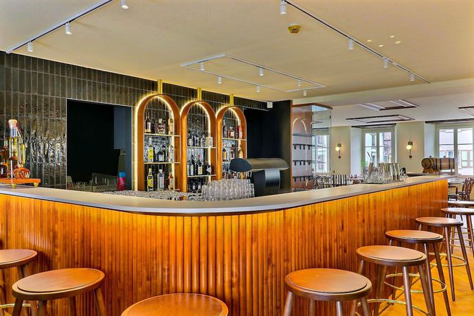 Imagen del bar/restaurante del Le Tonnelier. Foto 4