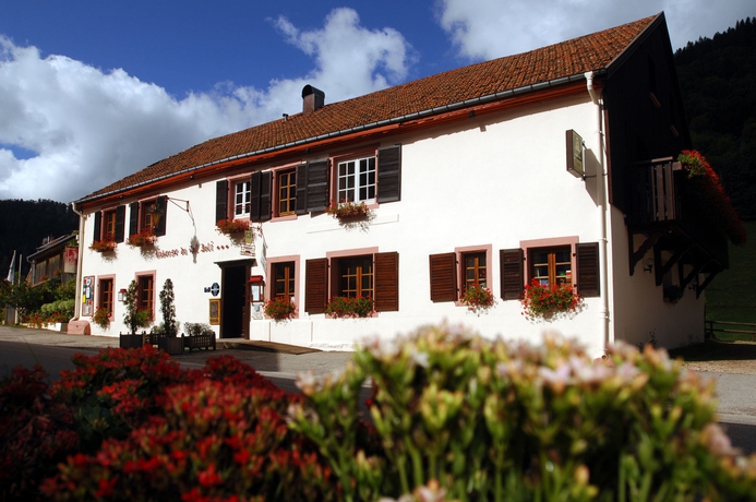 Imagen de los exteriores del Le Val Joli - Hotel Restaurant. Foto 11