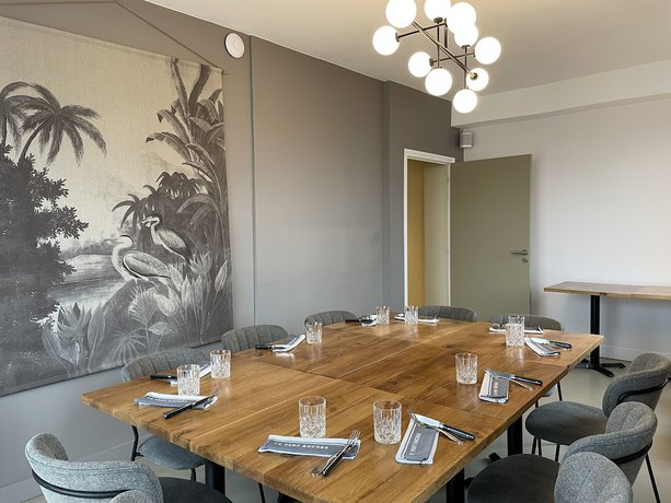 Imagen del bar/restaurante del Le Vert Bocage. Foto 1