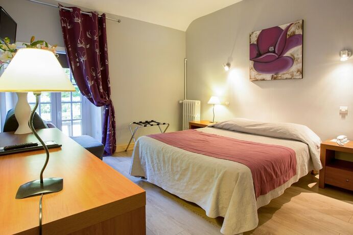 Imagen de la habitación del Le Vieux Moulin, La Meziere. Foto 13