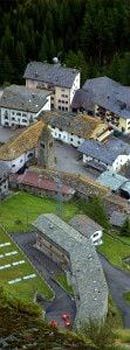 Imagen de los exteriores del Le Vieux Quartier. Foto 9