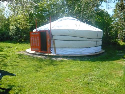 Imagen de la habitación del Le Village De Yourtes. Foto 7