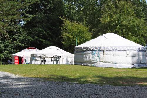 Imagen de la habitación del Le Village De Yourtes. Foto 16