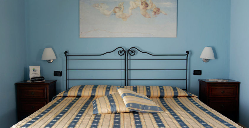 Imagen de la habitación del Le Ville Relais. Foto 8