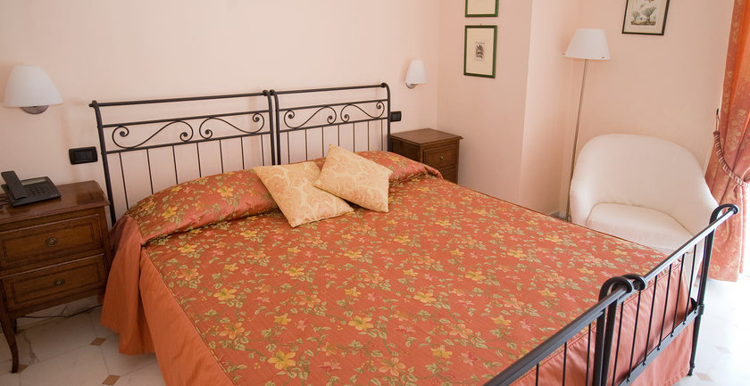 Imagen de la habitación del Le Ville Relais. Foto 10