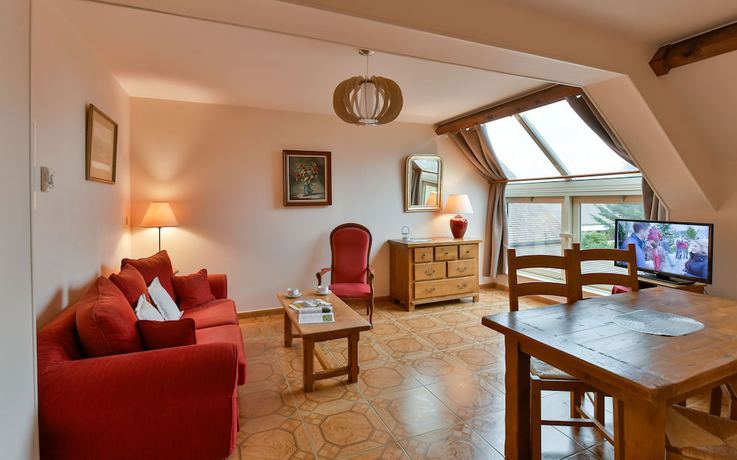 Imagen de la habitación del Le clos champagnac at Hotel Golf Chateau de Chailly. Foto 19