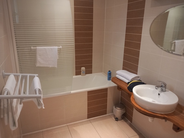 Imagen de la habitación del Le motel st Martin. Foto 7
